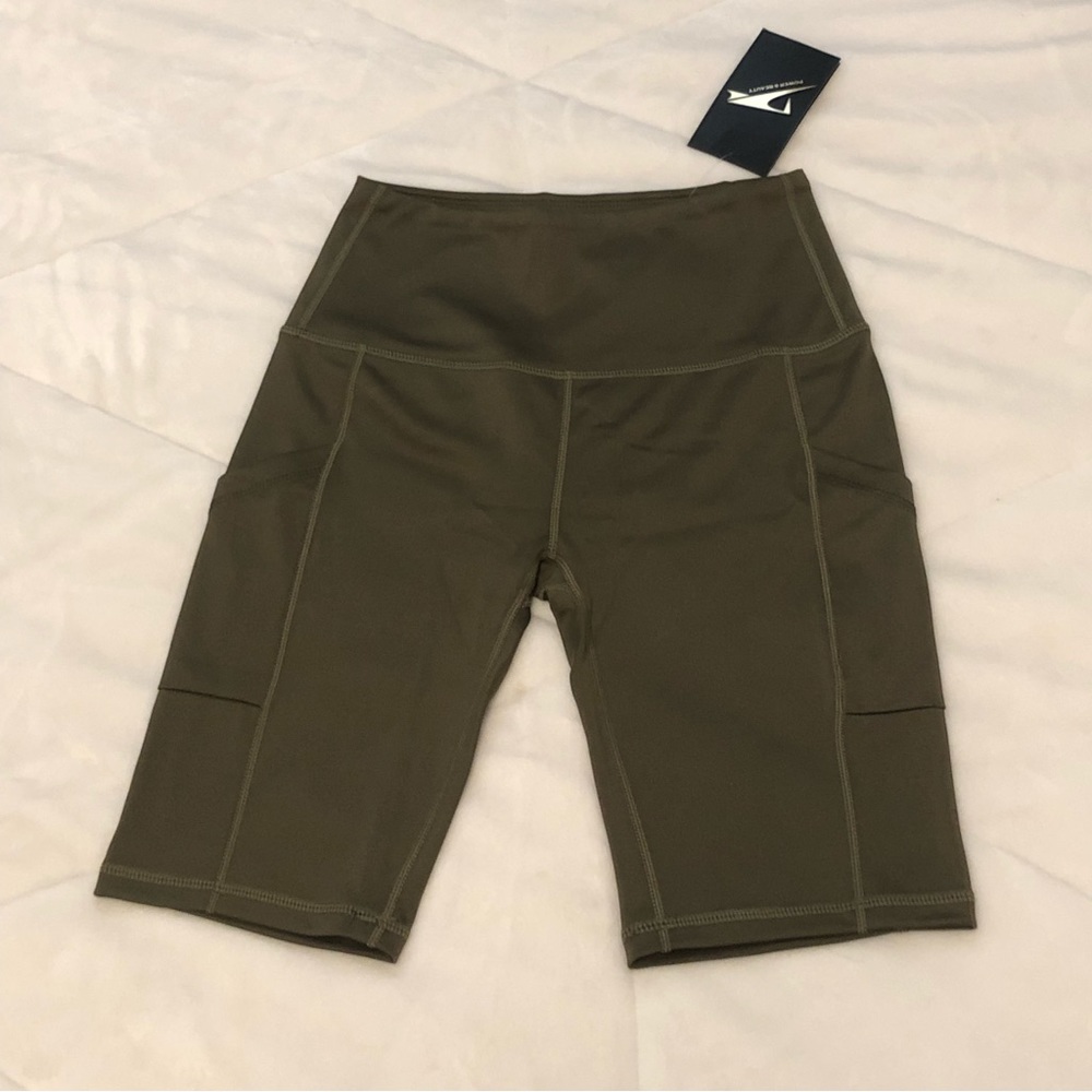 🆕 NWT Army Green Biker Shorts